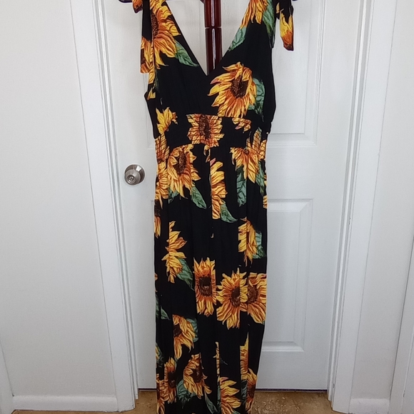 Forever 21 Sunflower Dress - Picture 2 of 3